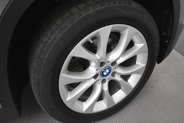 BMW X5 2017 F15 xDrive40e A / Pro navi / Kamera / Koukku / Panoraama / Ratinlämmitin / Harman&Kardon / Hyvin huollettu