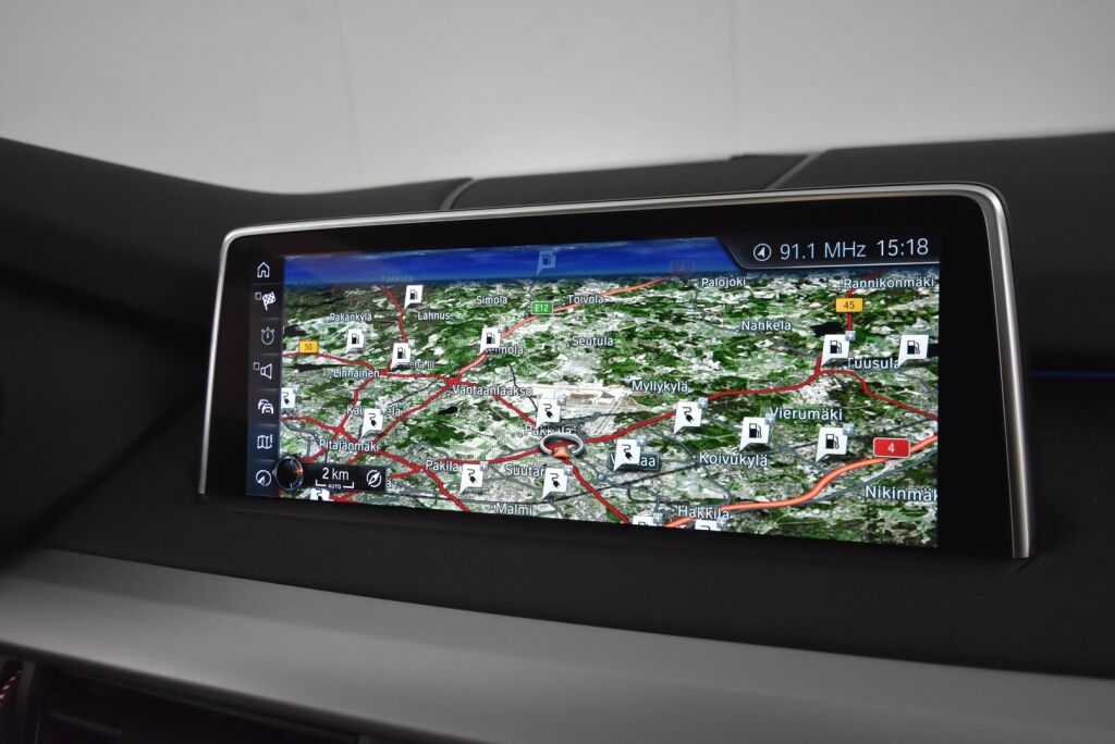 BMW X5 2017 F15 xDrive40e A / Pro navi / Kamera / Koukku / Panoraama / Ratinlämmitin / Harman&Kardon / Hyvin huollettu