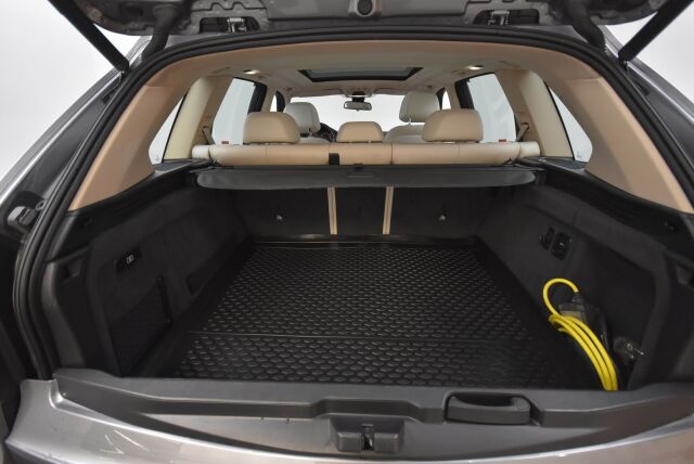 BMW X5 2017 F15 xDrive40e A / Pro navi / Kamera / Koukku / Panoraama / Ratinlämmitin / Harman&Kardon / Hyvin huollettu
