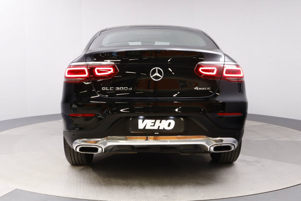 Mercedes-Benz GLC 2019 300 d 4MATIC A Business Coupé / Tehdaskoukku / Pelipaketti/ Navi / Sisätilan luxury-paketti