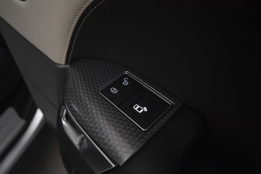 Land Rover Range Rover Sport 2019 P400e HSE Dynamic / HUD / Acc / Koukku / Panoraama / Soft Close / Suomi-auto / 360 kamera / Webasto / Keyless / Matrix
