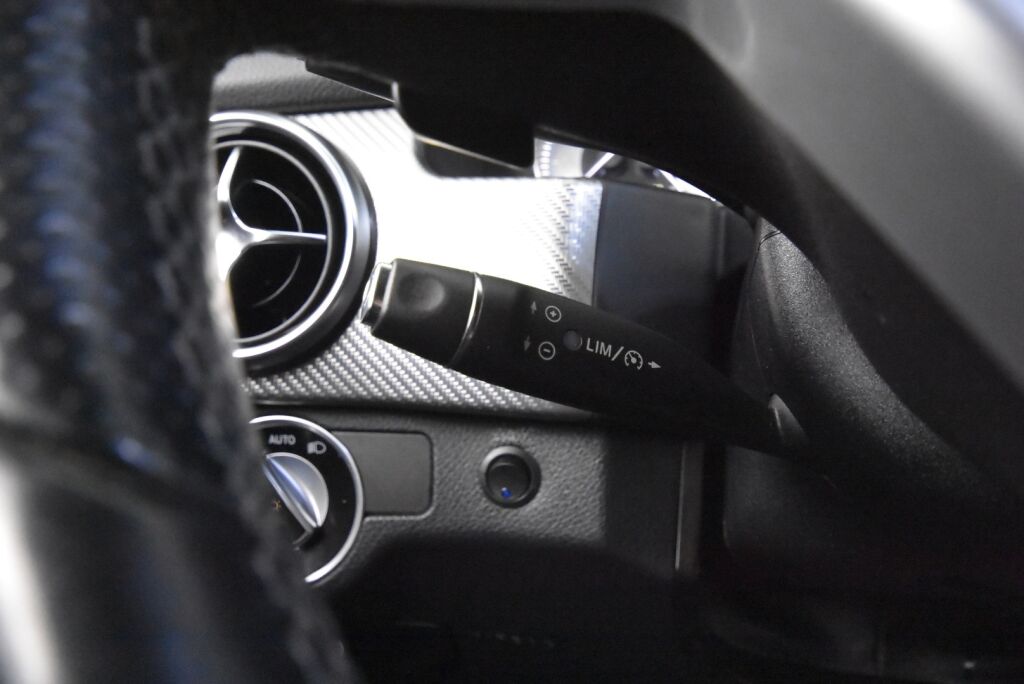 Mercedes-Benz GLK 2013 220 CDI BE 4Matic A Premium Business / Webasto / Navi / Koukku / ILS / AMG ulko-paketti