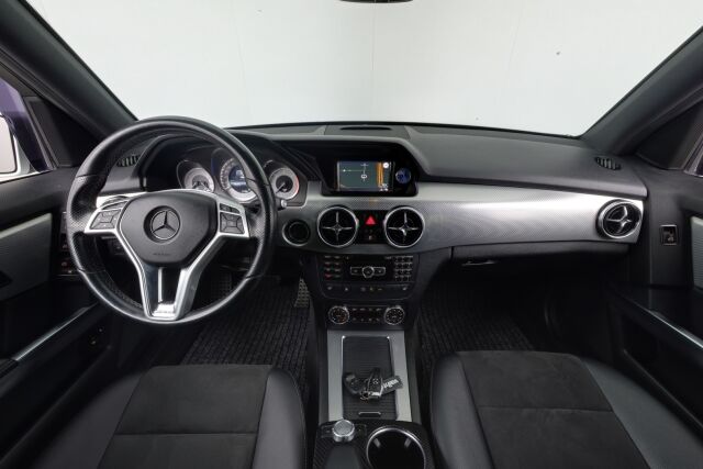 Mercedes-Benz GLK 2013 220 CDI BE 4Matic A Premium Business / Webasto / Navi / Koukku / ILS / AMG ulko-paketti