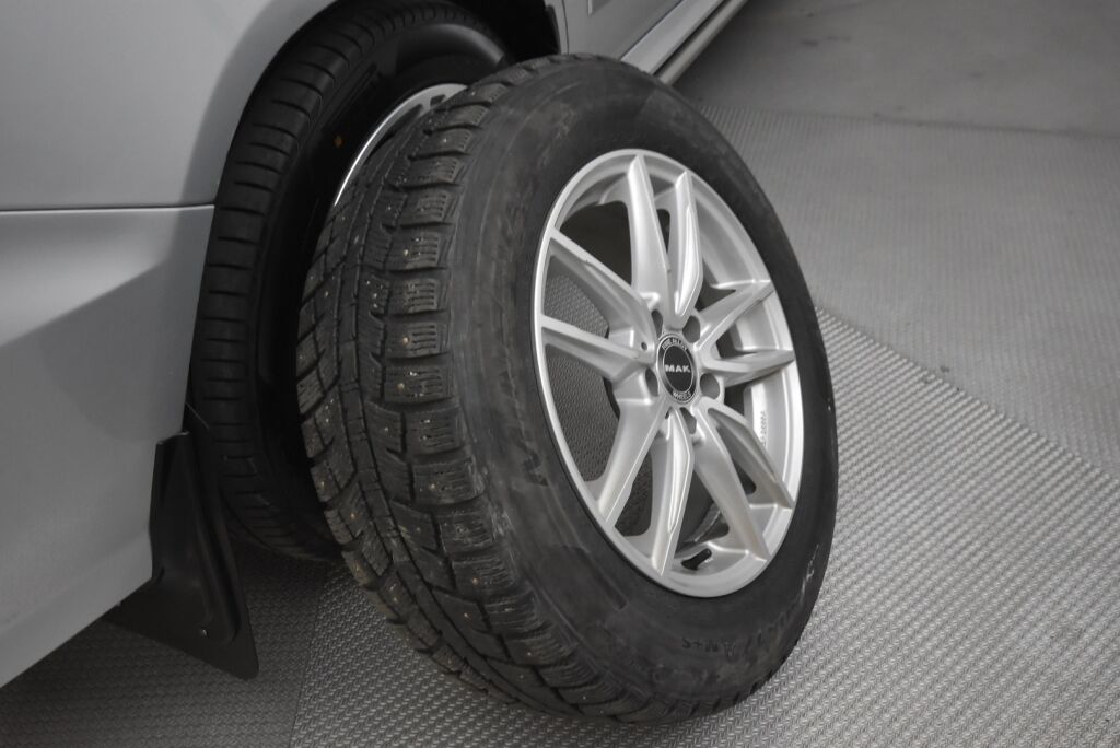 Mercedes-Benz GLK 2013 220 CDI BE 4Matic A Premium Business / Webasto / Navi / Koukku / ILS / AMG ulko-paketti