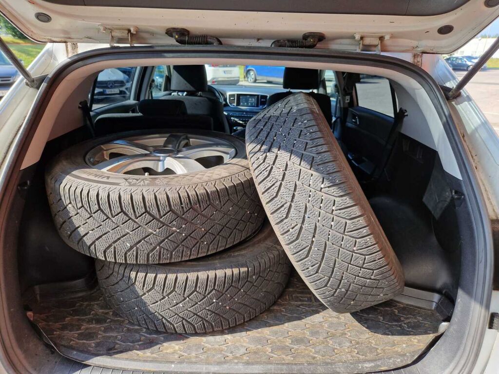 Kia Sportage 2019 1,6 T-GDI ISG Urban Active DCT A/T EcoDynamics / Kamera / Koukku / Lohkolämmtin / 1 omistaja / Juuri huollettu