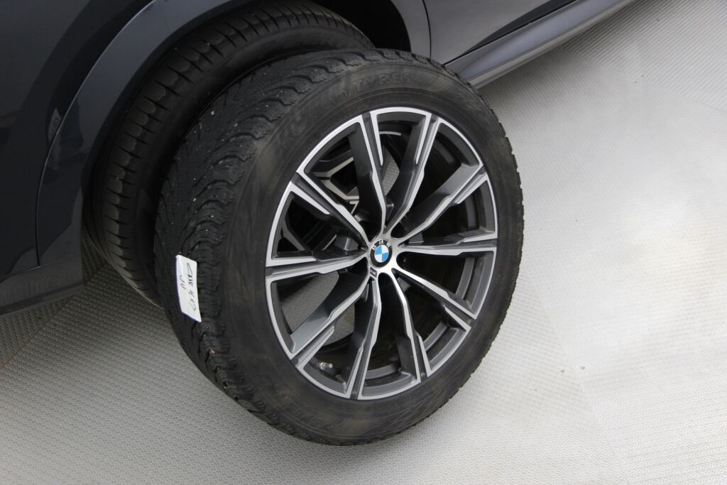 BMW X6 2019 G06 xDrive 30d M Sport / Huippu varusteet / Varusteita 57t€:lla ks. tarkka listaus /