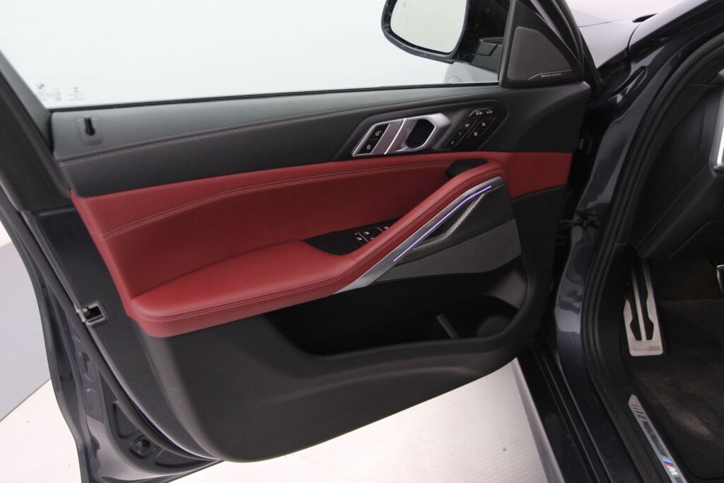 BMW X6 2019 G06 xDrive 30d M Sport / Huippu varusteet / Varusteita 57t€:lla ks. tarkka listaus /