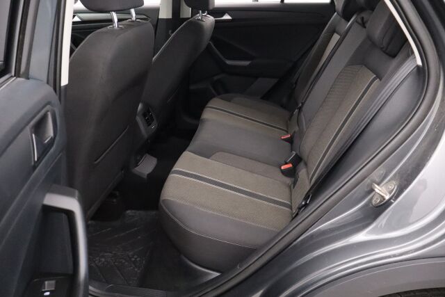 Volkswagen T-Roc 2020 Style Limited 1,5 TSI EVO 110 kW DSG-automaatti / ACC / Apple Car Play / Webasto / LEDit /