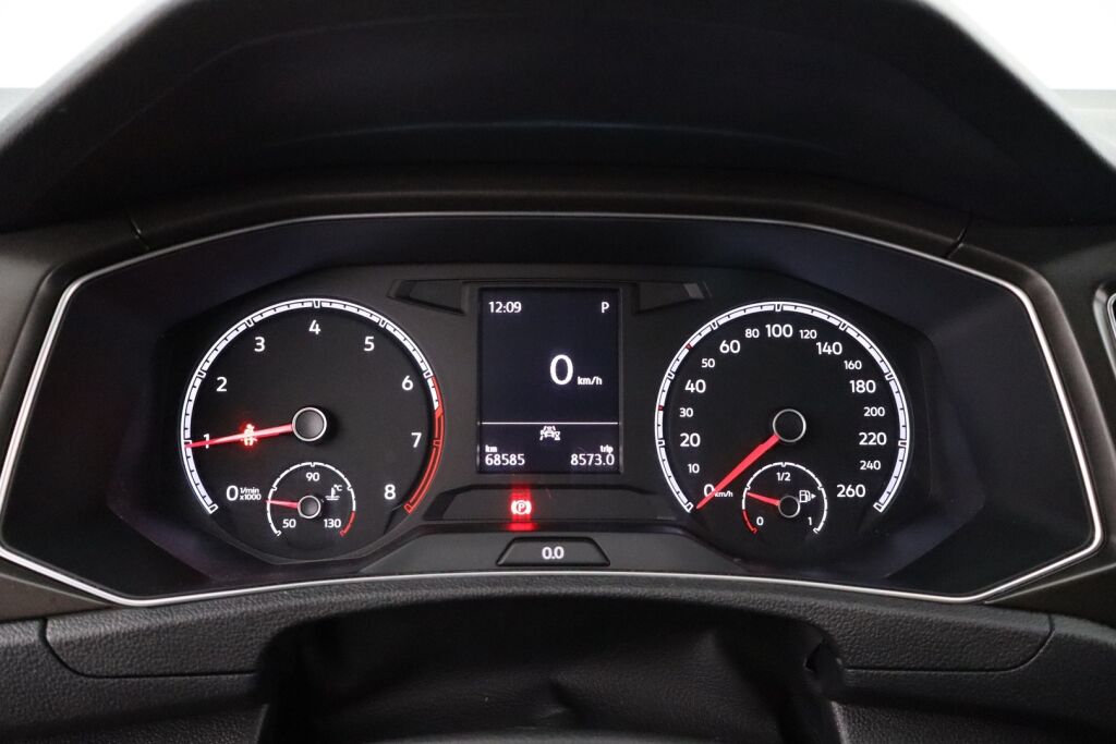 Volkswagen T-Roc 2020 Style Limited 1,5 TSI EVO 110 kW DSG-automaatti / ACC / Apple Car Play / Webasto / LEDit /