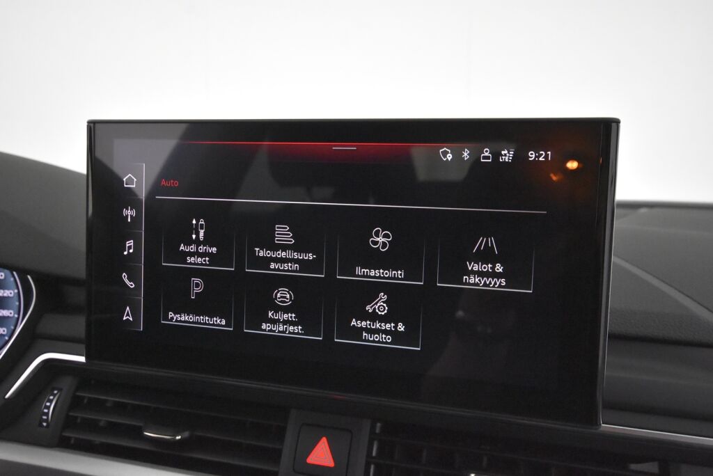Audi A4 2020 Sedan Business S line Edition 45 TFSI 180 kW MHEV quattro S tronic / Webasto / Vetokoukku / Bang & Olufsen / Matrix Led