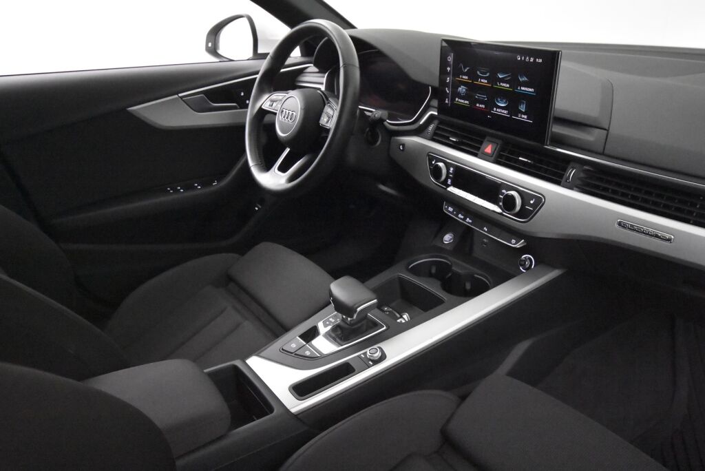 Audi A4 2020 Sedan Business S line Edition 45 TFSI 180 kW MHEV quattro S tronic / Webasto / Vetokoukku / Bang & Olufsen / Matrix Led