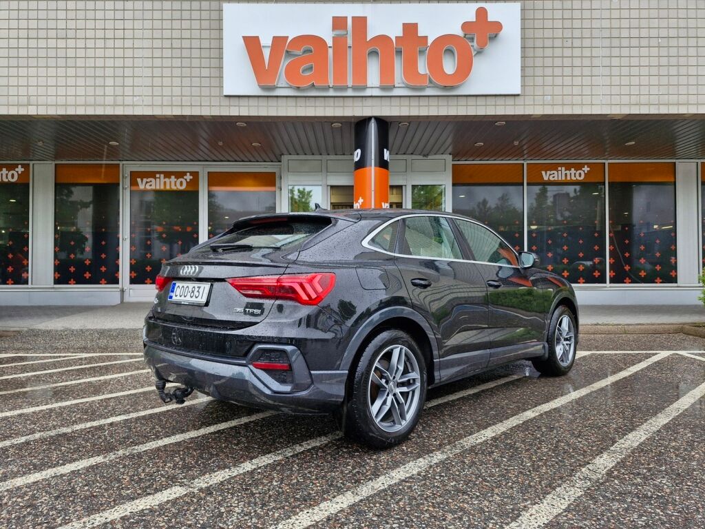 Audi Q3 2020 Sportback Business 35 TFSI 110kW MHEV S tronic / Kamera / Koukku / Webasto / Urheiluistuimet / Acc / Digimittari