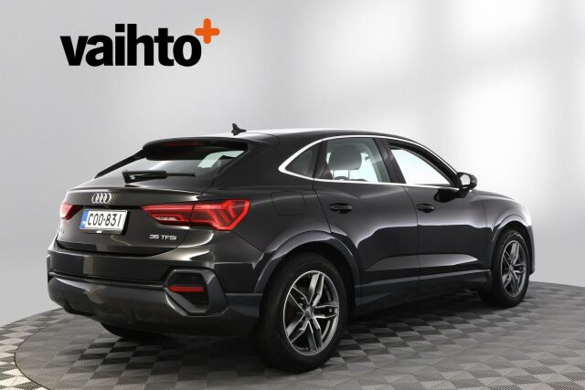 Audi Q3 2020 Sportback Business 35 TFSI 110kW MHEV S tronic / Kamera / Koukku / Webasto / Urheiluistuimet / Acc / Digimittari
