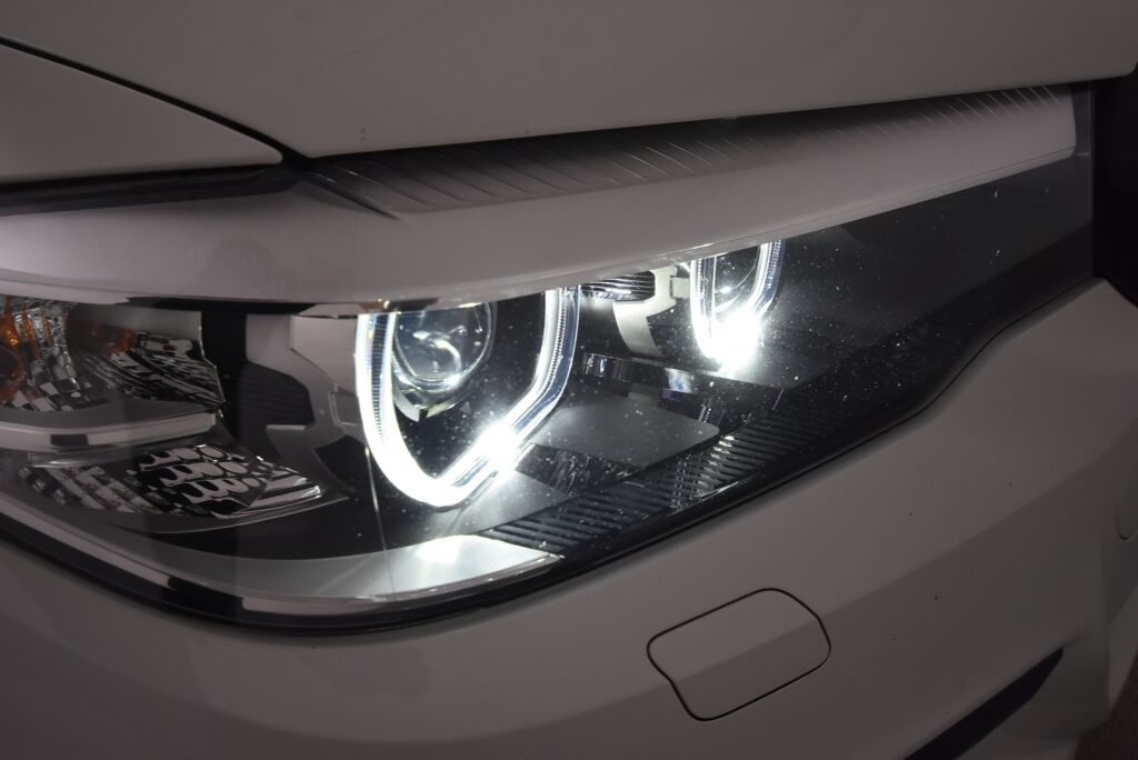 BMW 530 2020 G30 Sedan 530e xDrive A Charged Edition M Sport / Harman Kardon / Navigointi / Isommalla akulla / LED-ajovalot