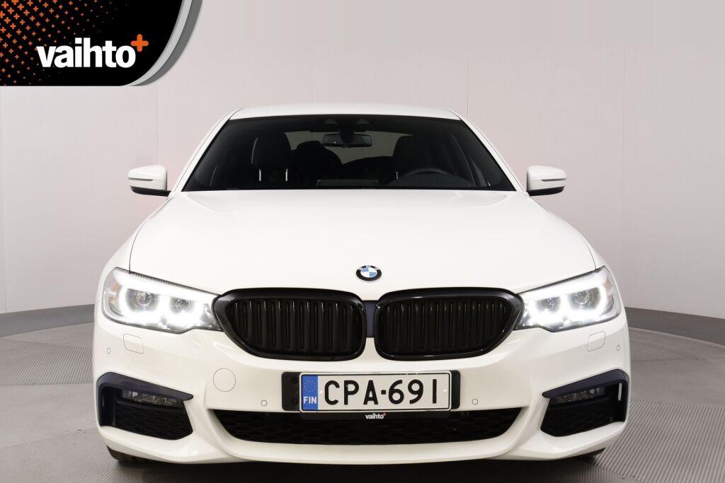 BMW 530 2020 G30 Sedan 530e xDrive A Charged Edition M Sport / Harman Kardon / Navigointi / Isommalla akulla / LED-ajovalot