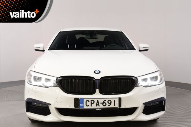 BMW 530 2020 G30 Sedan 530e xDrive A Charged Edition M Sport / Harman Kardon / Navigointi / Isommalla akulla / LED-ajovalot