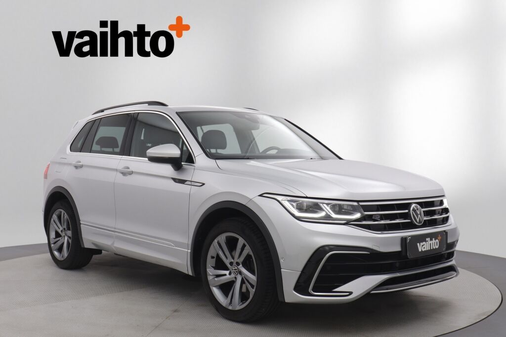 Volkswagen Tiguan 2021 R-Line 1,5 TSI 110 kW DSG-automaatti / ACC / Webasto /  Tutkat / Huoltokirja /