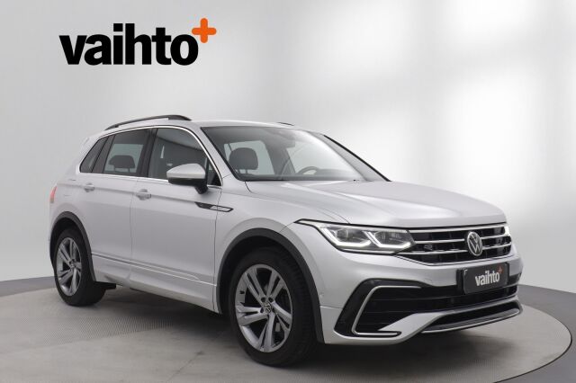 Volkswagen Tiguan 2021 R-Line 1,5 TSI 110 kW DSG-automaatti / ACC / Webasto /  Tutkat / Huoltokirja /