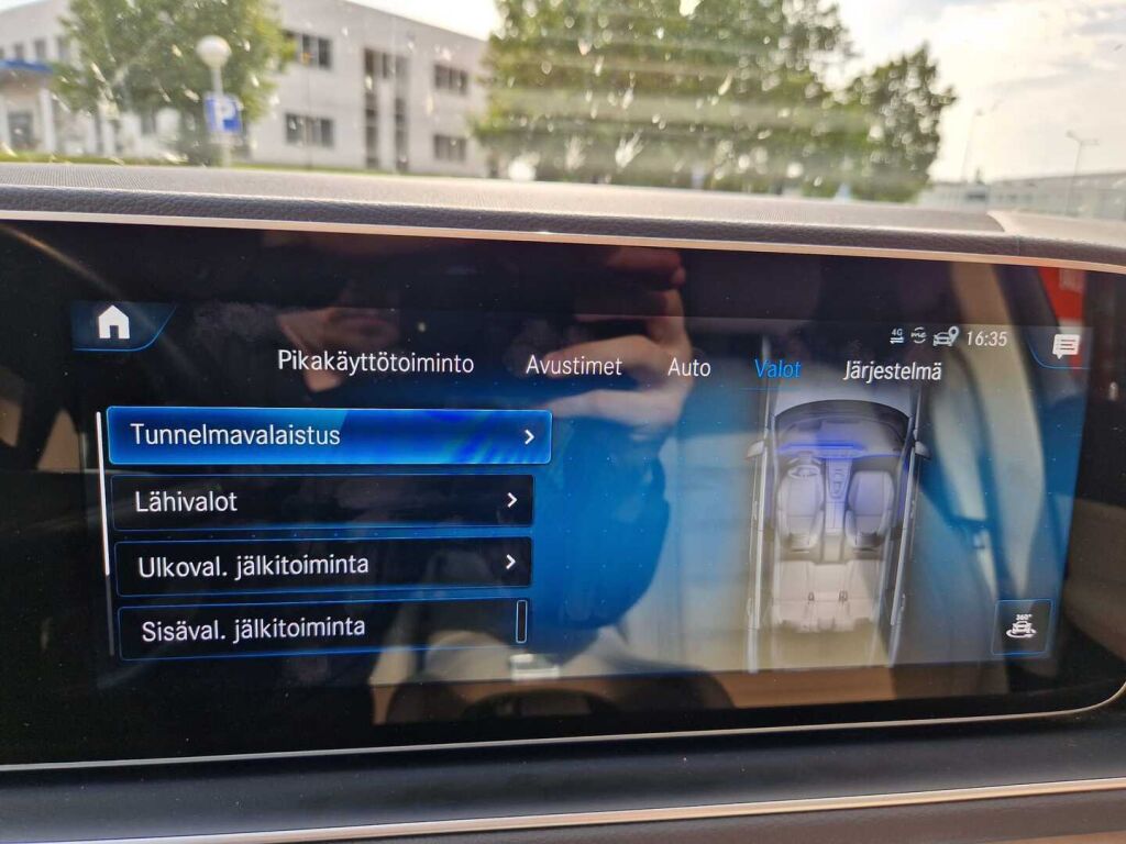 Mercedes-Benz GLE 2021 350 de 4MATIC EQ Power / AMG sisä- ja ulko / Distronic + / Burmester / HUD / Koukku / Multibeam / 360 Kamera