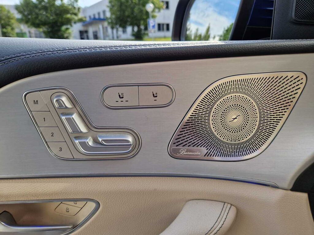 Mercedes-Benz GLE 2021 350 de 4MATIC EQ Power / AMG sisä- ja ulko / Distronic + / Burmester / HUD / Koukku / Multibeam / 360 Kamera