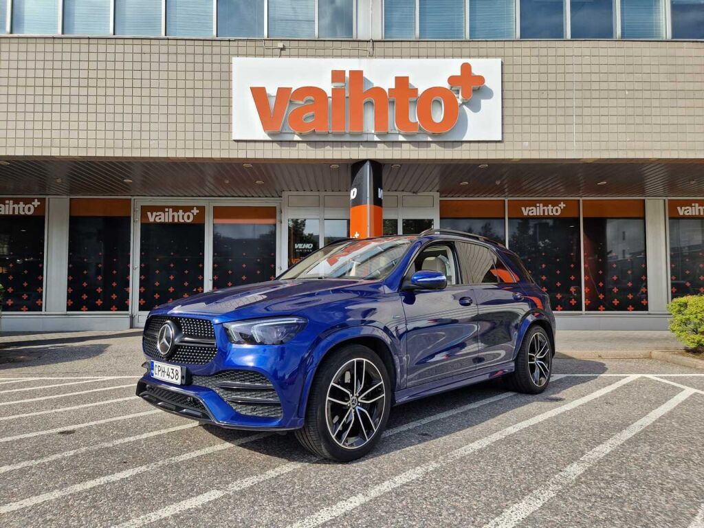 Mercedes-Benz GLE 2021 350 de 4MATIC EQ Power / AMG sisä- ja ulko / Distronic + / Burmester / HUD / Koukku / Multibeam / 360 Kamera