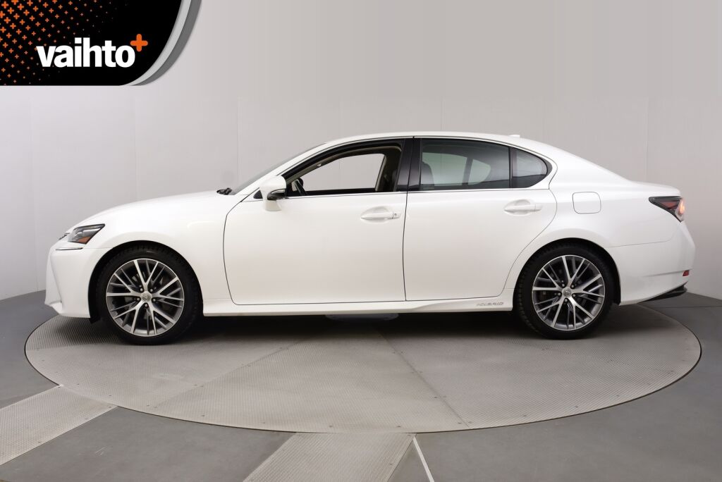 Lexus GS 2016 300h Hybrid A Premier / Huippuvarusteet / Adapt. vakkari / Mark & Levinson / HUD / 18-suuntaset penkit