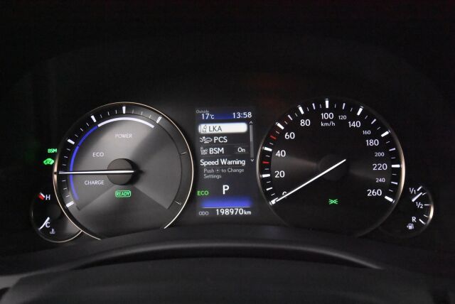 Lexus GS 2016 300h Hybrid A Premier / Huippuvarusteet / Adapt. vakkari / Mark & Levinson / HUD / 18-suuntaset penkit