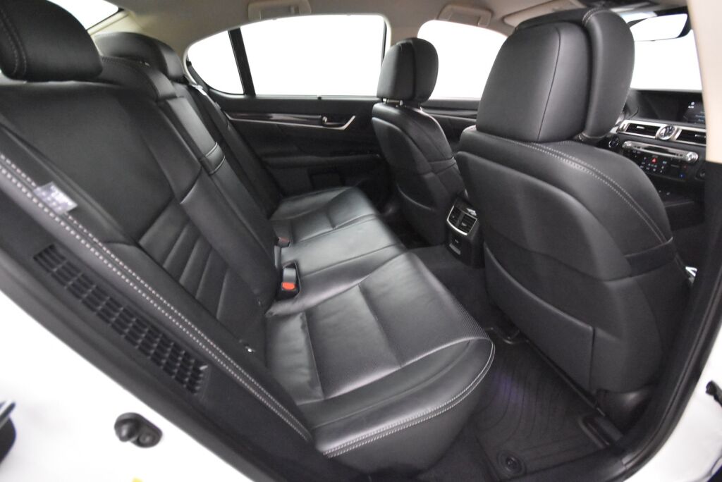 Lexus GS 2016 300h Hybrid A Premier / Huippuvarusteet / Adapt. vakkari / Mark & Levinson / HUD / 18-suuntaset penkit