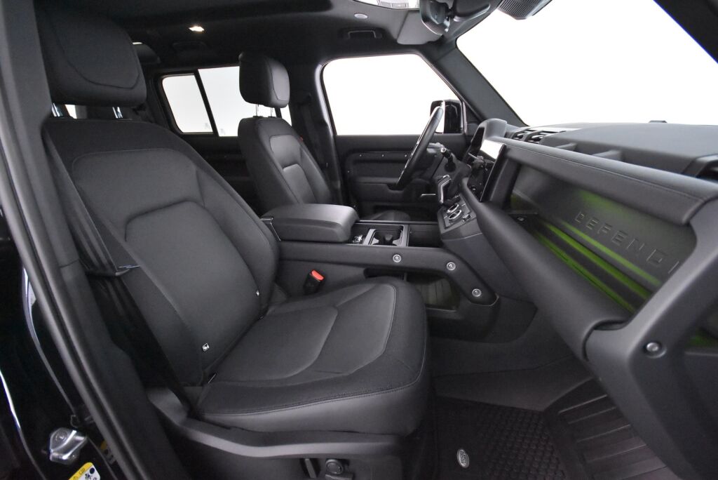 Land Rover Defender 2023 110 P400e Plug-in Hybrid X-Dynamic SE 23MY / Meridian / 360 Kamera / 22" / Matrix Led / Webasto / Driver assist / Koukku