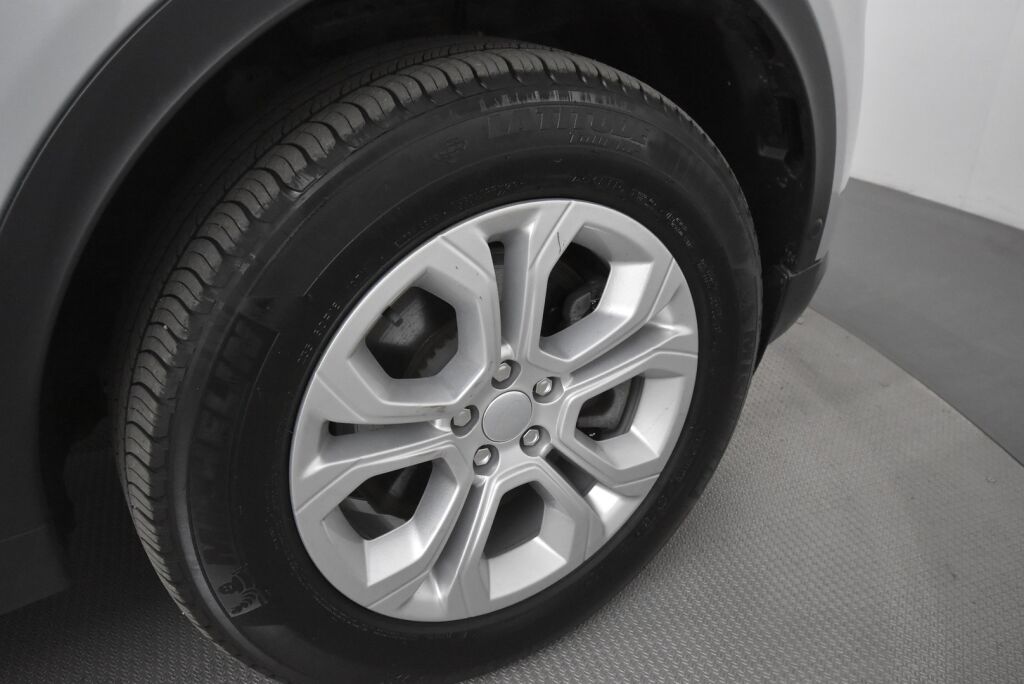 Land Rover Discovery Sport 2022 P300e Plug-in Hybrid AWD Auto S / ACC / Vetokoukku / 360 kamera / Nahkaverhoilu / Kaistavahti