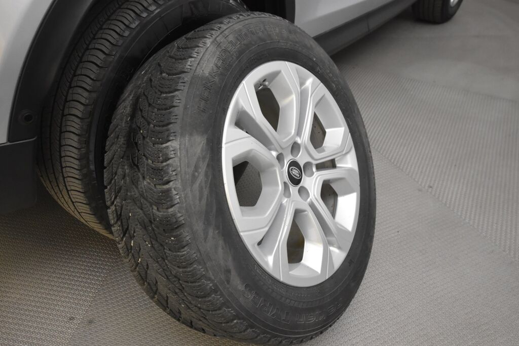 Land Rover Discovery Sport 2022 P300e Plug-in Hybrid AWD Auto S / ACC / Vetokoukku / 360 kamera / Nahkaverhoilu / Kaistavahti