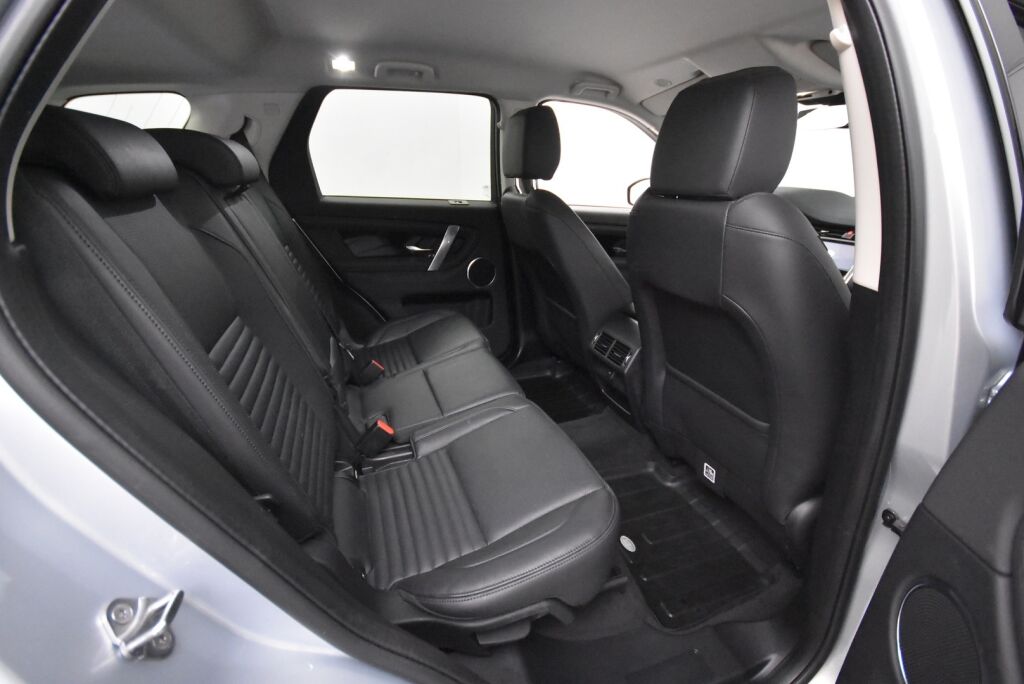Land Rover Discovery Sport 2022 P300e Plug-in Hybrid AWD Auto S / ACC / Vetokoukku / 360 kamera / Nahkaverhoilu / Kaistavahti