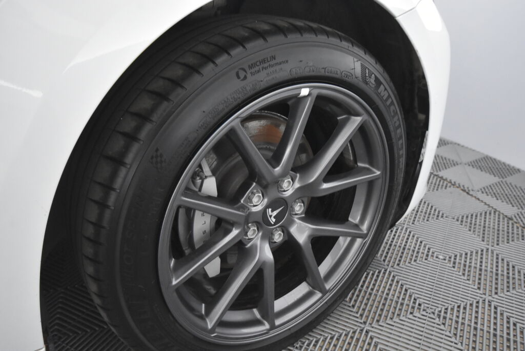 Tesla Model 3 2021 Standard Range Plus / Suomiauto / 1-omistaja / 2x vanteet / Premium audio