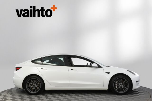 Tesla Model 3 2021 Standard Range Plus / Suomiauto / 1-omistaja / 2x vanteet / Premium audio