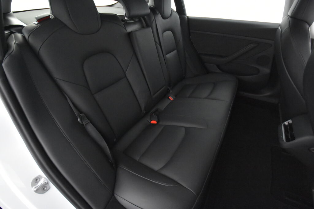 Tesla Model 3 2021 Standard Range Plus / Suomiauto / 1-omistaja / 2x vanteet / Premium audio