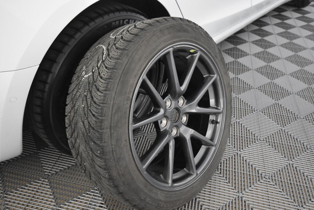 Tesla Model 3 2021 Standard Range Plus / Suomiauto / 1-omistaja / 2x vanteet / Premium audio
