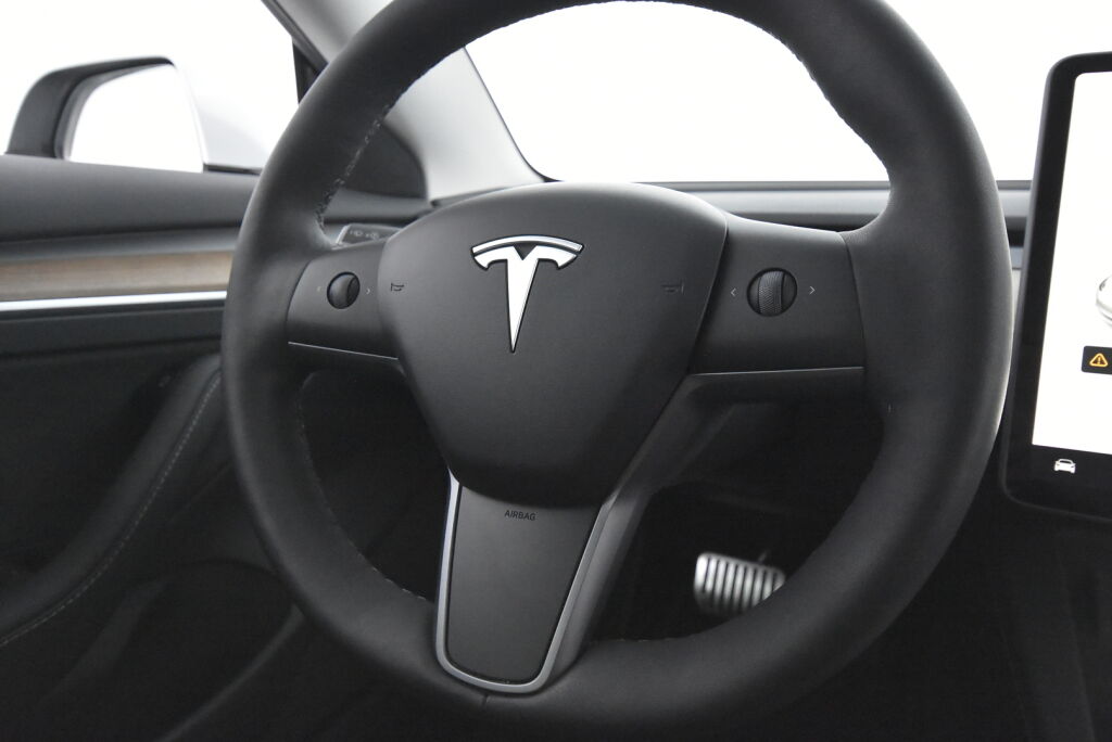 Tesla Model 3 2021 Standard Range Plus / Suomiauto / 1-omistaja / 2x vanteet / Premium audio