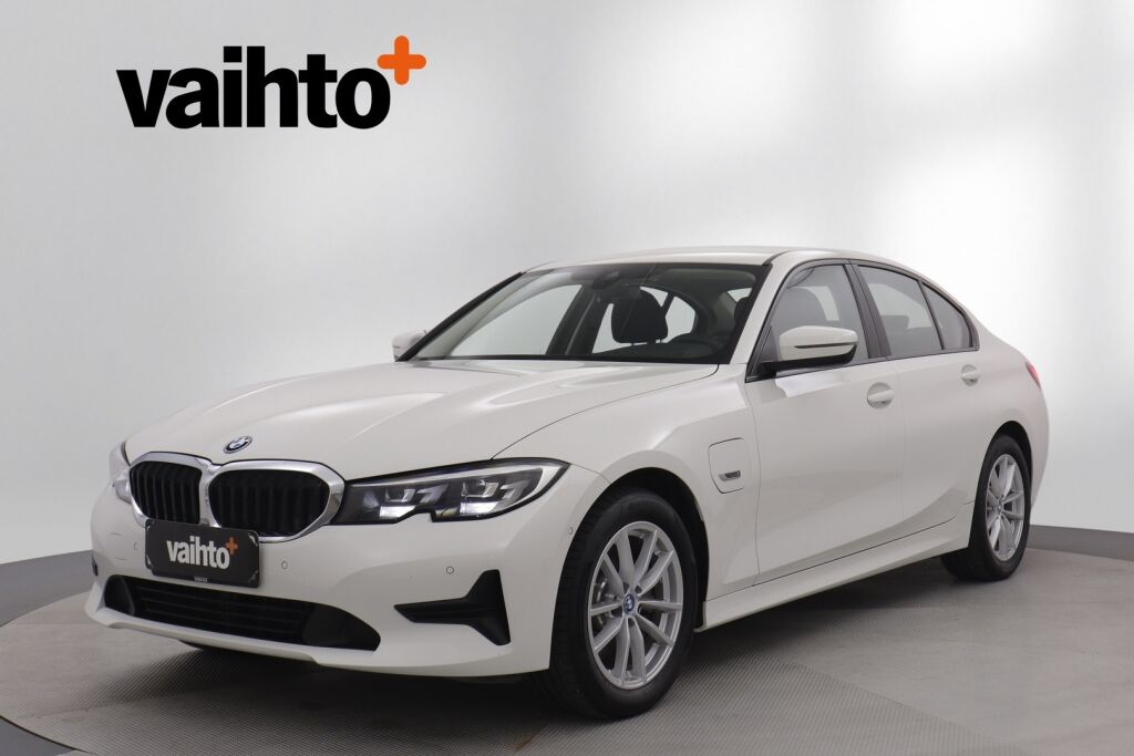 BMW 320 2022 G20 Sedan 320e A Charged Edition / 1-om. Suomiauto / HiFi / M ratti / Pysäköintipaketti / Juuri huollettu!