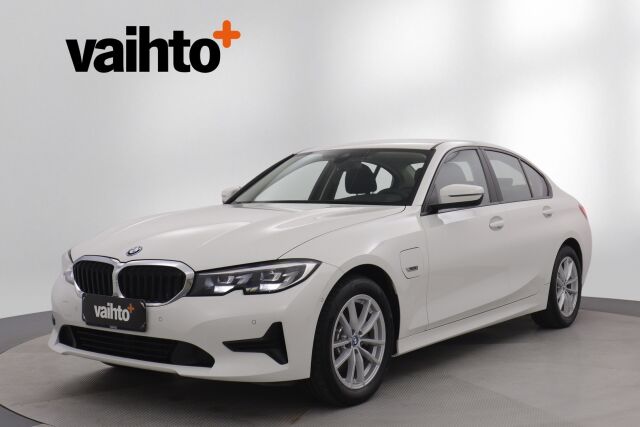 BMW 320 2022