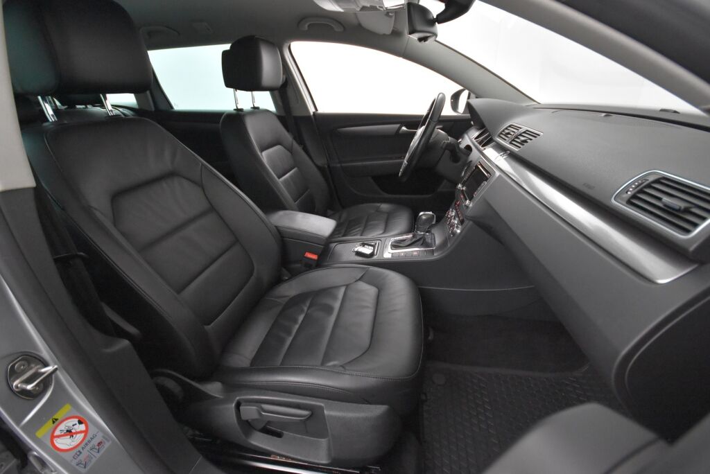 Volkswagen Passat 2012 Variant Highline 2,0 TDI 125 kW (170 hv) BlueMotion Technology 4MOTION DSG-aut / Webasto / Vakkari / Nahat / Vetokoukku /
