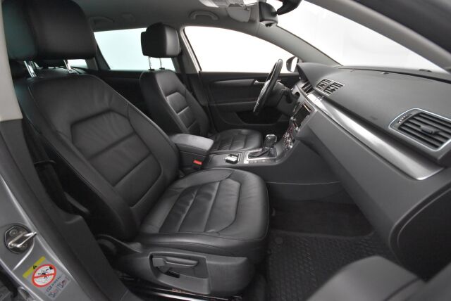 Volkswagen Passat 2012 Variant Highline 2,0 TDI 125 kW (170 hv) BlueMotion Technology 4MOTION DSG-aut / Webasto / Vakkari / Nahat / Vetokoukku /