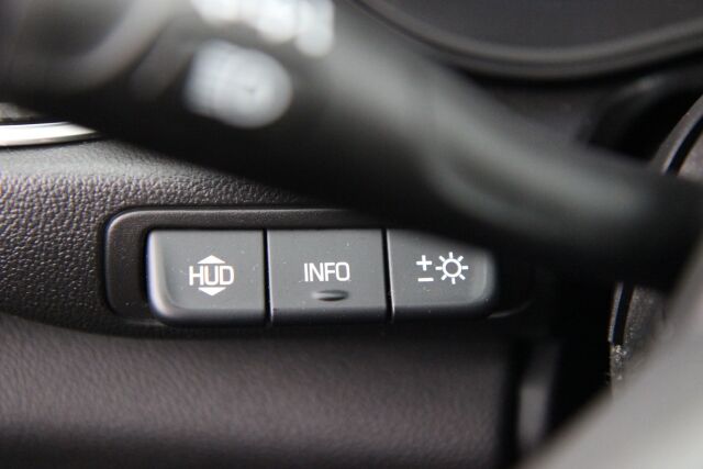 Opel Insignia 2023 Grand Sport Innovation Plus 175 D Turbo A / HUD / BLIS / Matrix / Webasto / Vetokoukku