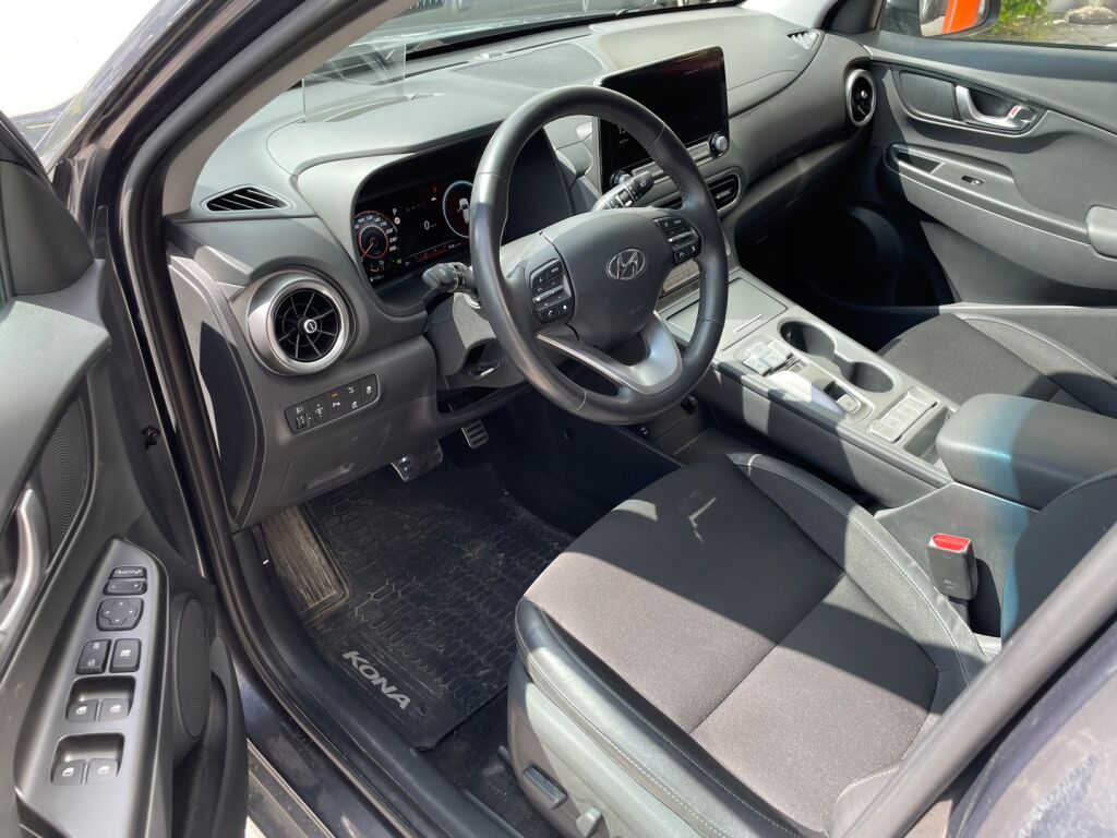 Hyundai KONA 2023 electric 64 kWh 204 hv Style MY21 / TULOSSA TAMPEREELLE