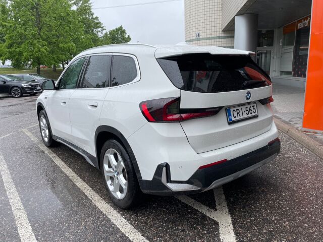 BMW X1 2023 U11 25e xDrive Charged Edition xLine / Vetokoukku / Comfort Access / HarmanKardon / LED / Kamera