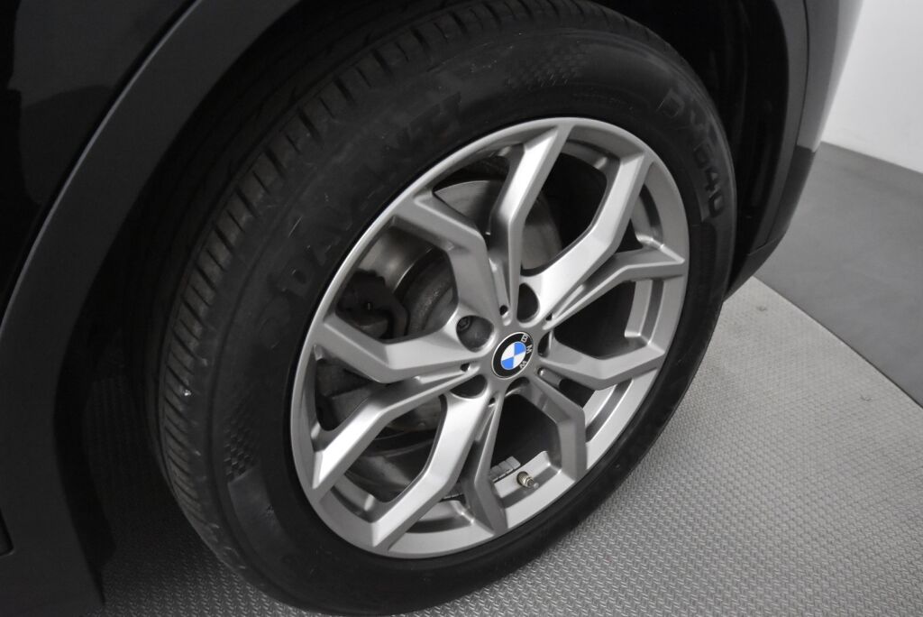 BMW X3 2020 G01 xDrive20d A xDrive Edition xLine / Led-ajovalot / Moottorinlämmitin / Urheiluistuimet