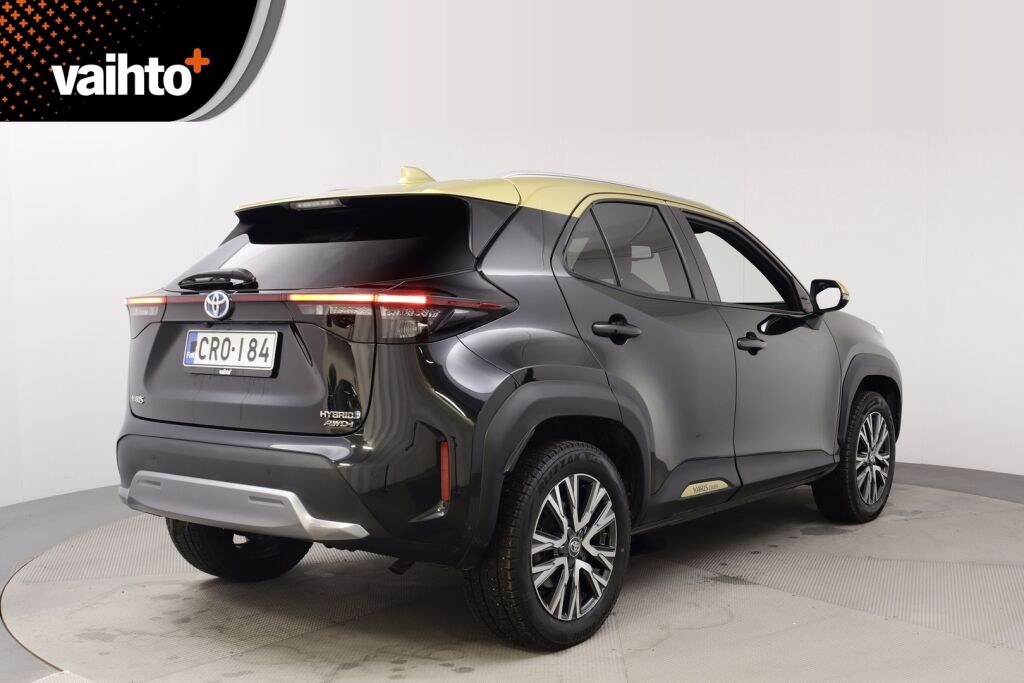 Toyota Yaris Cross 2021 1,5 Hybrid AWD-i Adventure / JBL-audio / HUD / Ratinlämmitin / Peruutuskamera / Relax takuu - RAHOITUS TÄHÄN AUTOON VAIN 3.99% - 