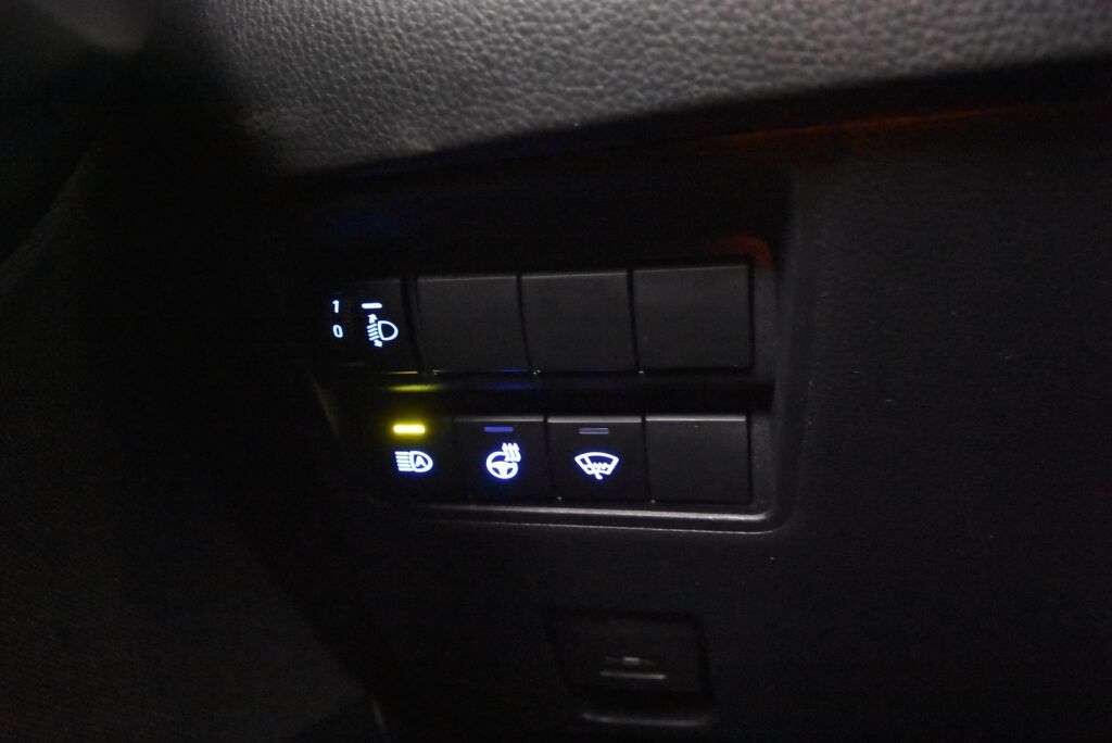 Toyota Yaris Cross 2021 1,5 Hybrid AWD-i Adventure / JBL-audio / HUD / Ratinlämmitin / Peruutuskamera / Relax takuu - RAHOITUS TÄHÄN AUTOON VAIN 3.99% - 