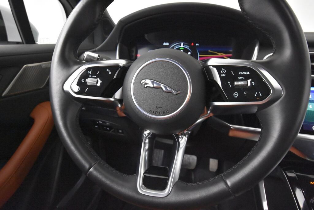 Jaguar I-PACE 2019 HSE / Meridian / HUD / Performance penkit / Panoraama / 1 omistaja / 360 Kamera / Acc / LED / Ilma-alusta - RAHOITUS TÄHÄN AUTOON VAIN 3.99% - 
