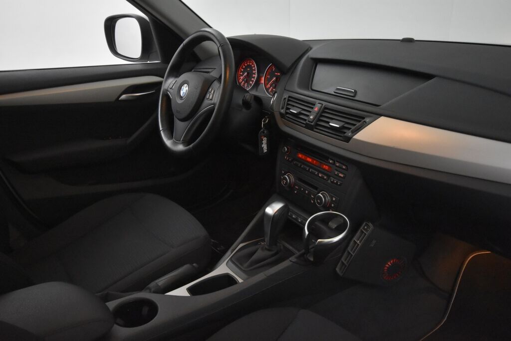 BMW X1 2012 xDrive20d TwinPower Turbo A Limited xDrive Edition / Xenon valot / Lohkolämmitin