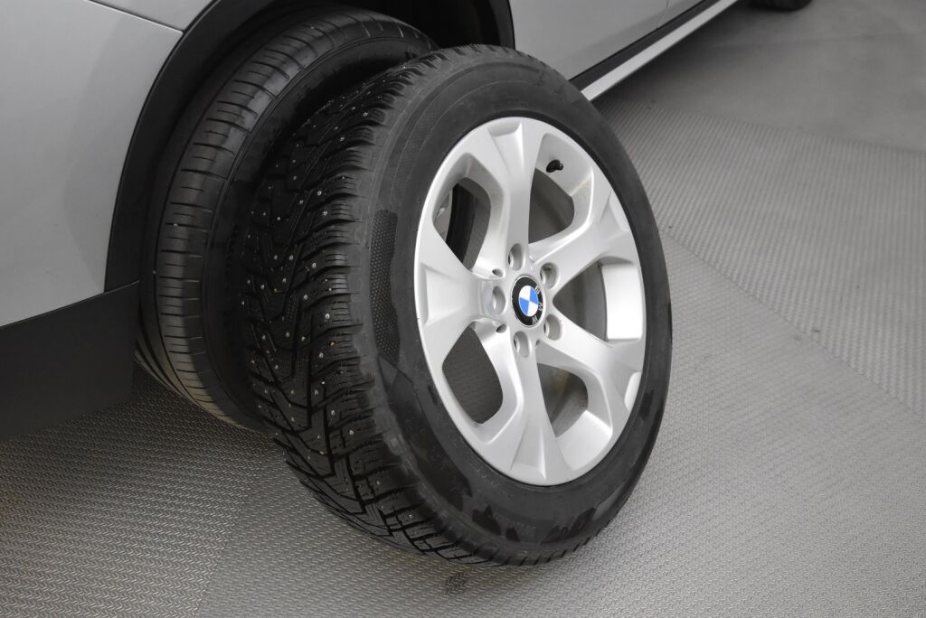 BMW X1 2012 xDrive20d TwinPower Turbo A Limited xDrive Edition / Xenon valot / Lohkolämmitin